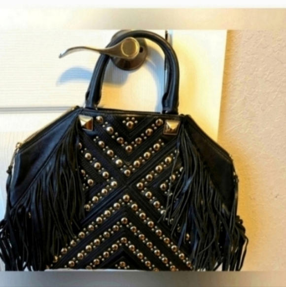 ❄️❄️$599 NEW EXTREMELY RARE BLACK LEATHER 'RYLAN' STUDDED FRINGE TOTE REBEC - Picture 3 of 6